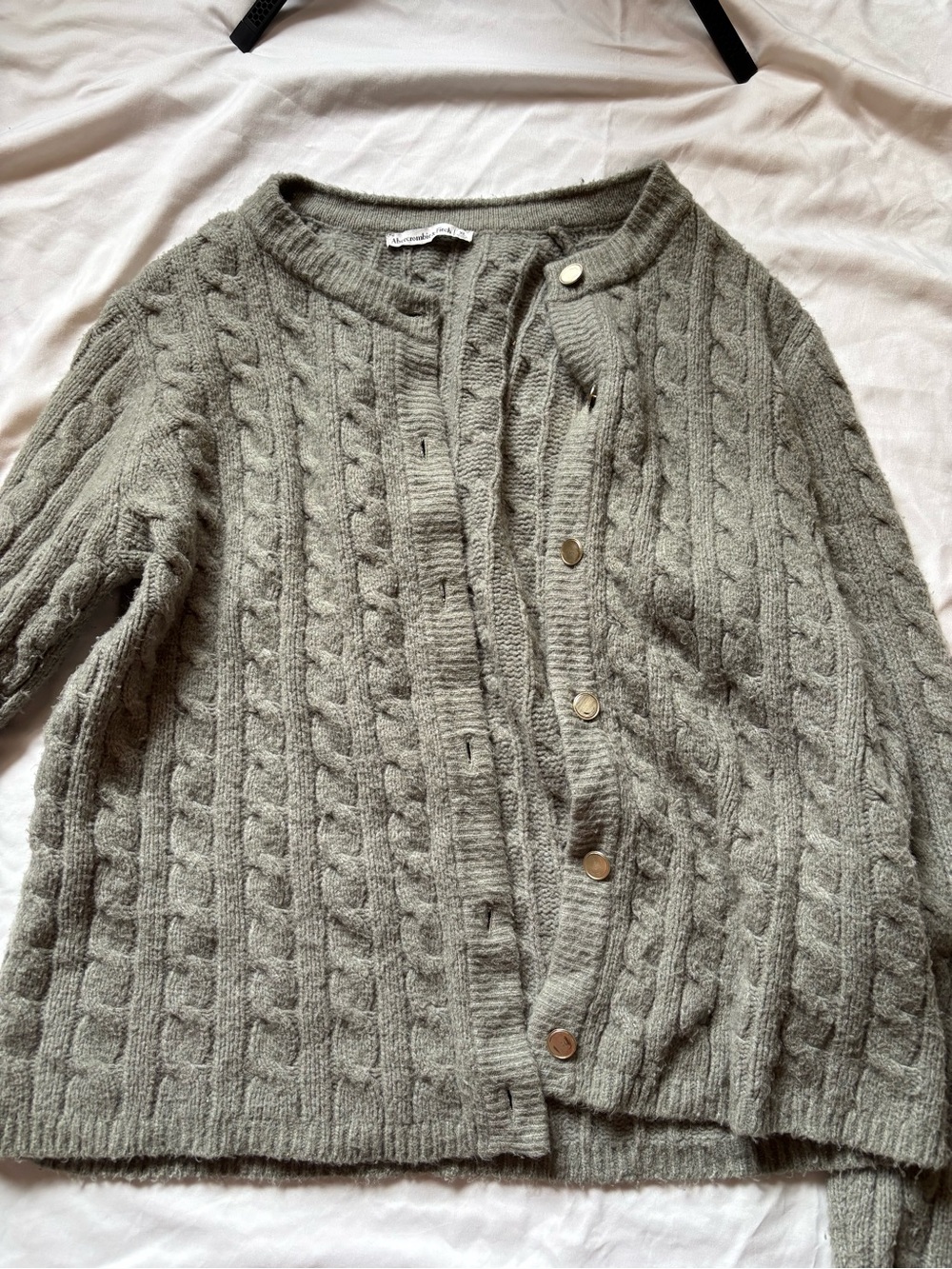 Abercrombie & Fitch Women’s XL Gray Cable Knit Cardigan Puff Sleeve Sweater
